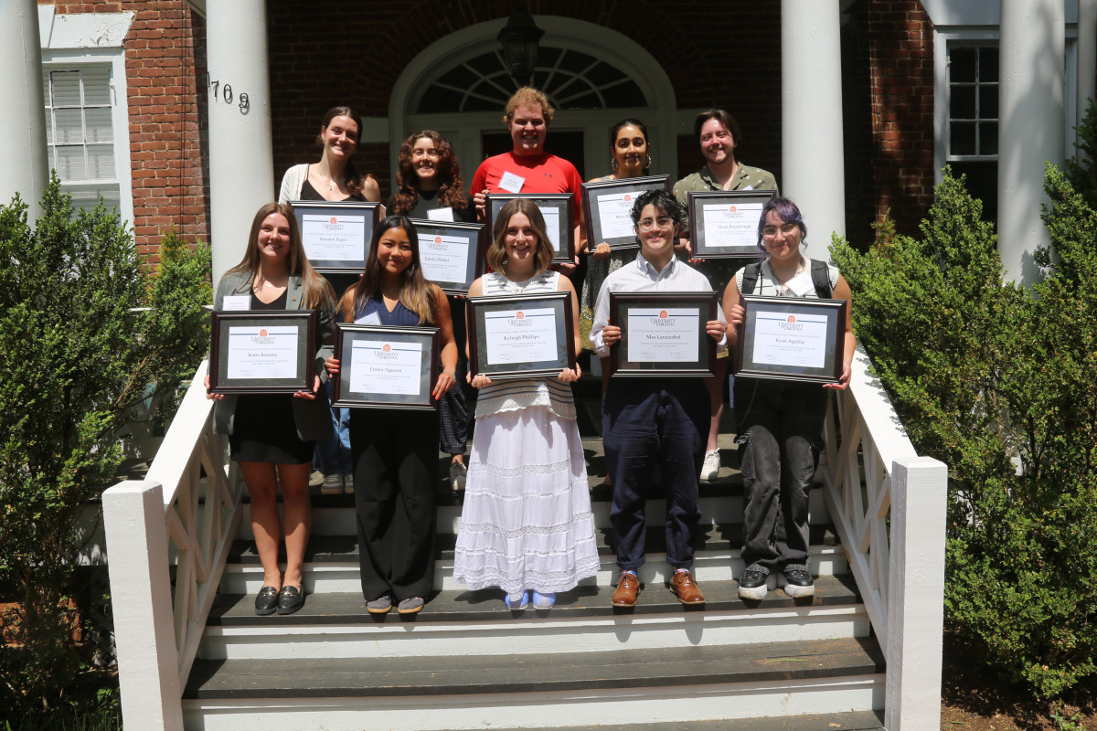 10 winners of the Outstanding Student Employment Award.